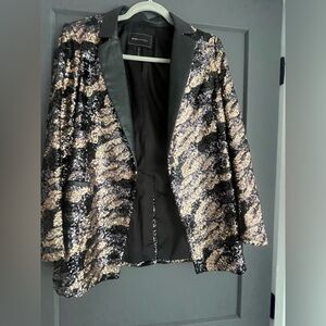 BCBG sequin animal print blazer. Size 6